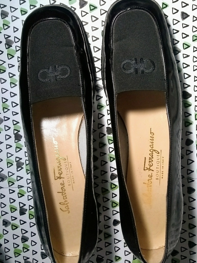 Euc Salvatore Ferragamo flats